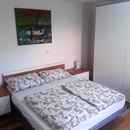 With A Parking Space Kastelir, Istria - Sredisnja Istra - 17528 Apartment